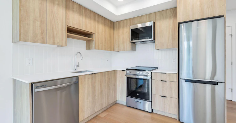 201-1490 West 32nd Avenue, Vancouver, BC, V6H 0C8 - 4