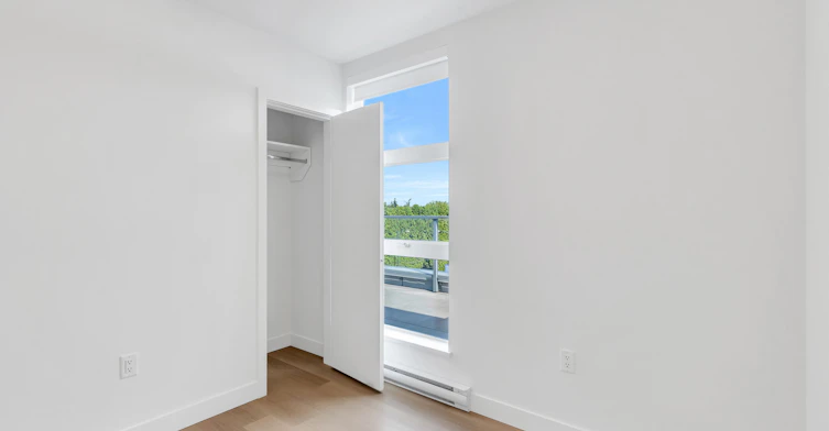 1490 West 32nd Avenue, Vancouver, BC, V6H 0C8 - 14