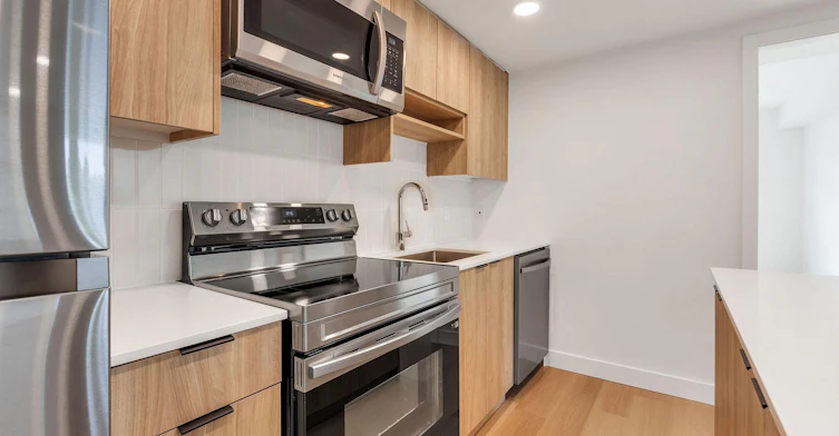 222-1490 West 32nd Avenue, Vancouver, BC, V6H 0C8 - 7