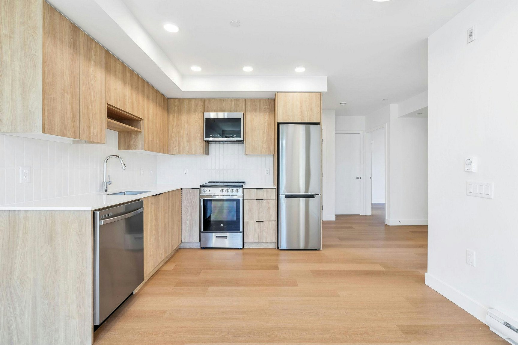 201-1490 West 32nd Avenue, Vancouver, BC, V6H 0C8 - 5