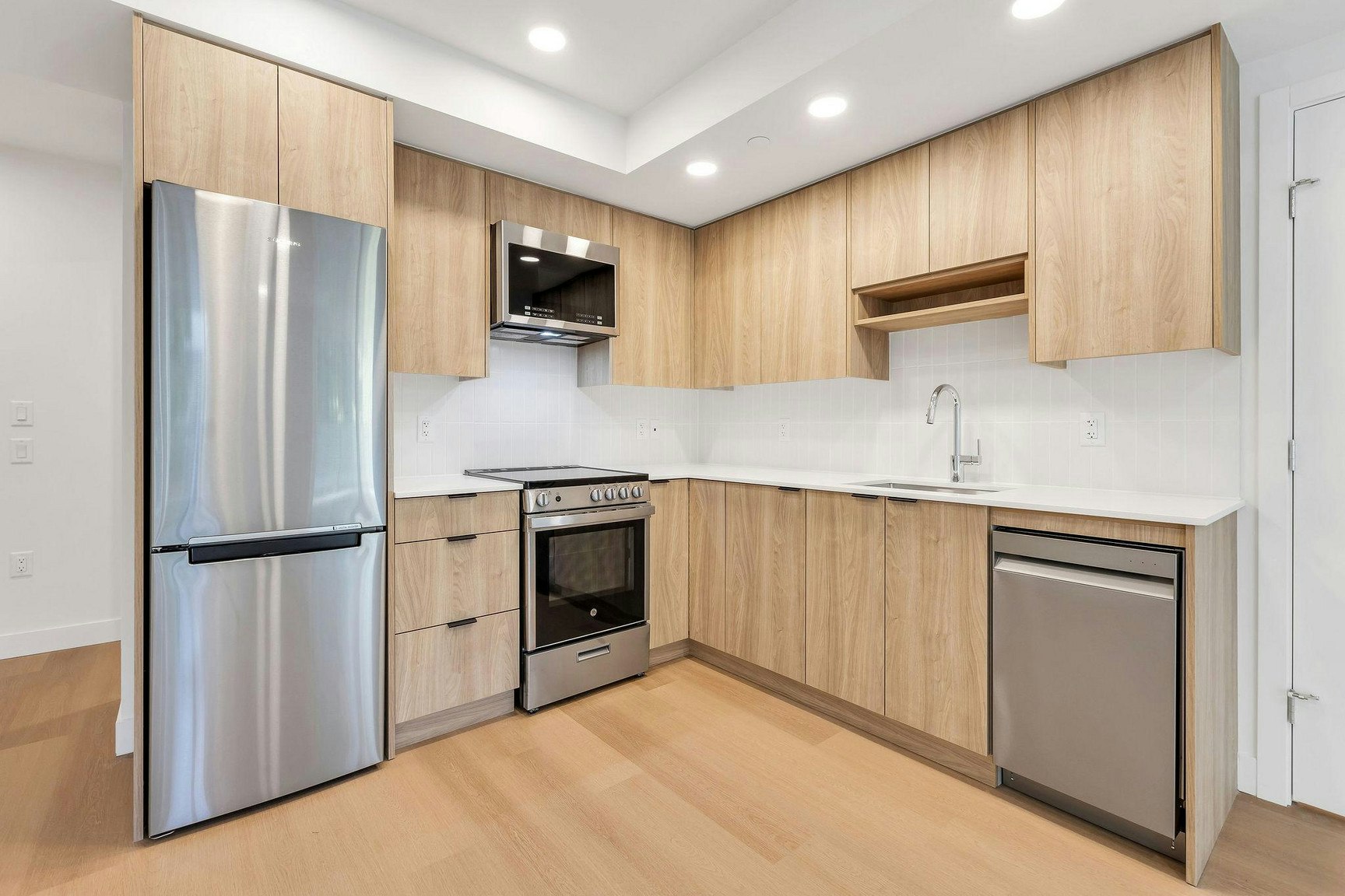 411-1490 West 32nd Avenue, Vancouver, BC, V6H 0C8 - 8