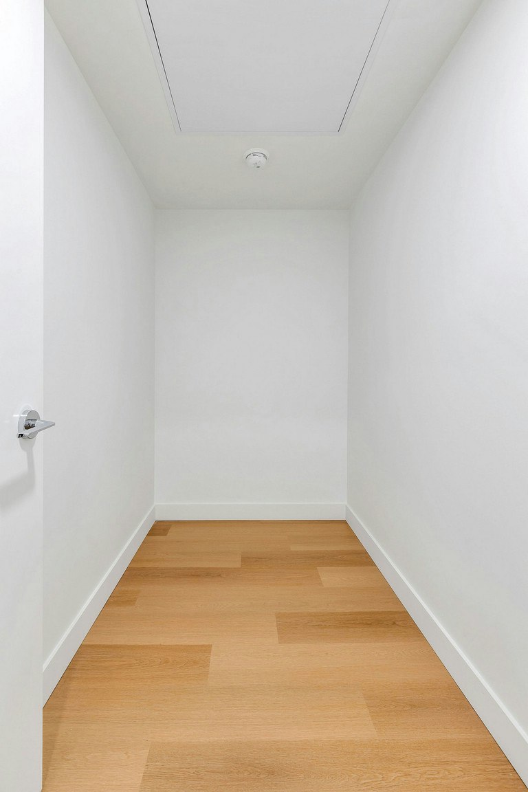 311-1490 West 32nd Avenue, Vancouver, BC, V6H 0C8 - 6