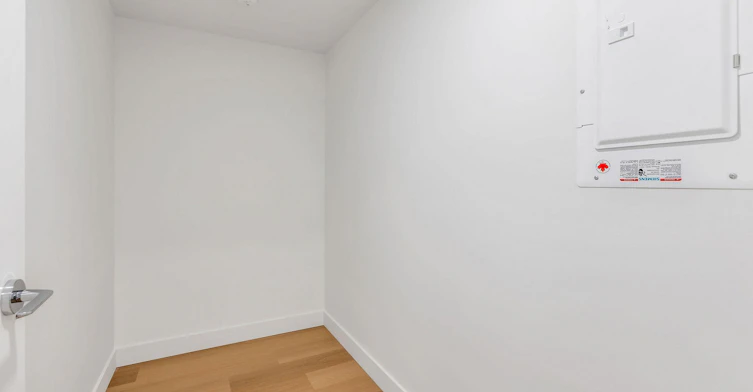 311-1490 West 32nd Avenue, Vancouver, BC, V6H 0C8 - 5