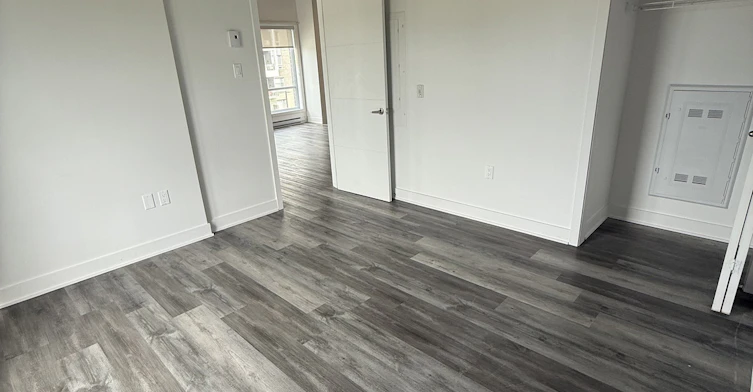 250 Hymus Boulevard, Pointe-Claire, QC, H9R 0G6 - 26