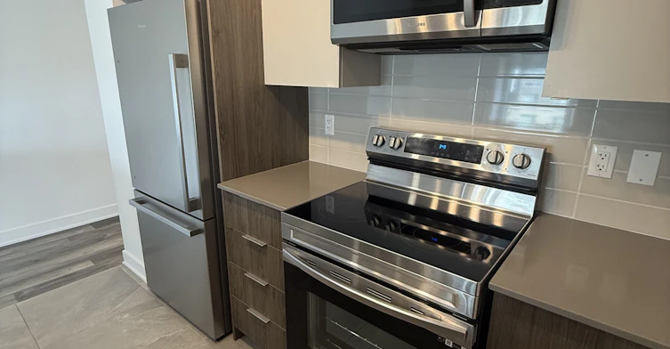 250 Hymus Boulevard, Pointe-Claire, QC, H9R 0G6 - 18