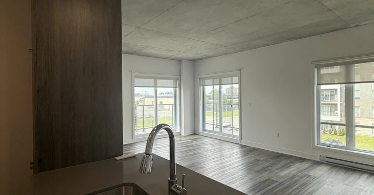 250 Hymus Boulevard, Pointe-Claire, QC, H9R 0G6 - 17
