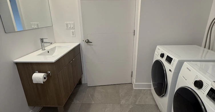 250 Hymus Boulevard, Pointe-Claire, QC, H9R 0G6 - 8