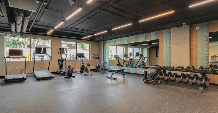 Floor plan J-3350 19 Street Southwest, Calgary, AB, T2T 6V7 - 3