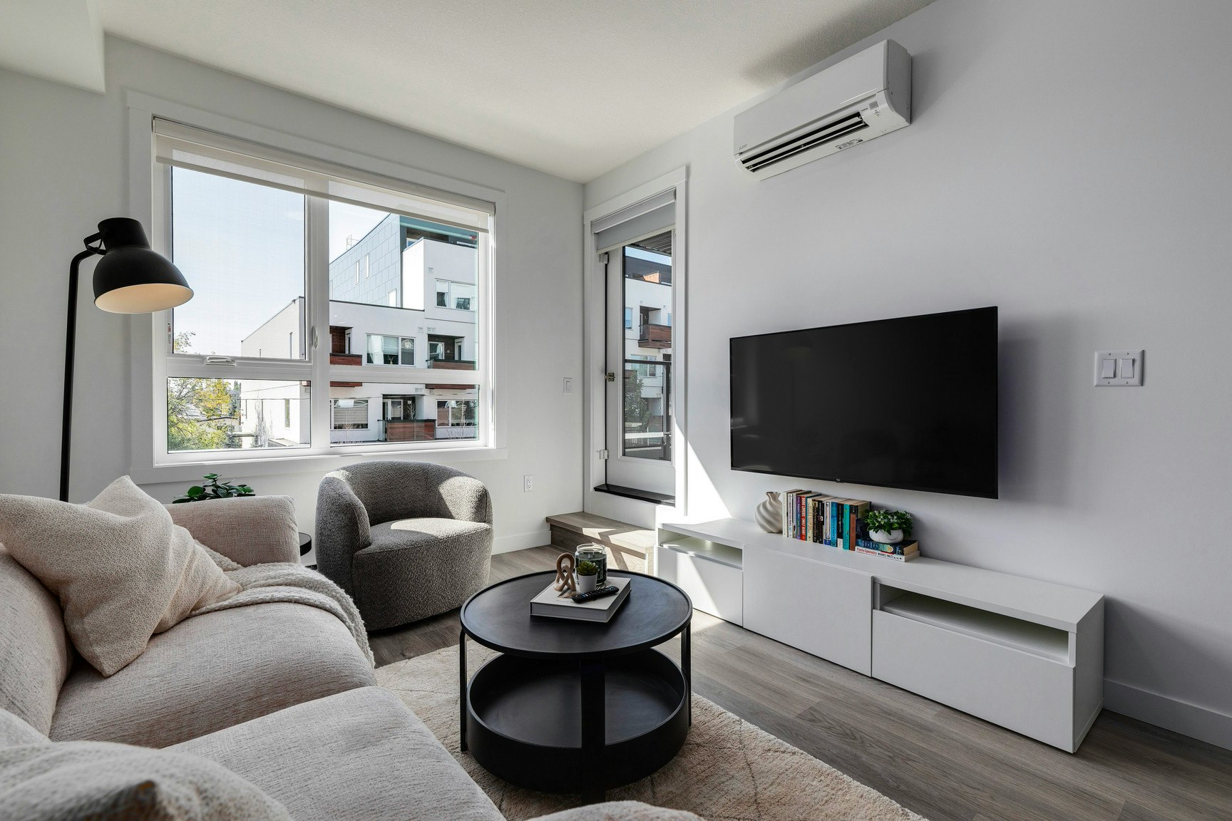 Floor plan C-3350 19 Street Southwest, Calgary, AB, T2T 6V7 - 6