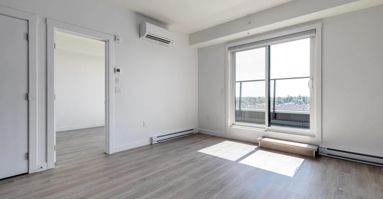 Floor plan T-3350 19 Street Southwest, Calgary, AB, T2T 6V7 - 4