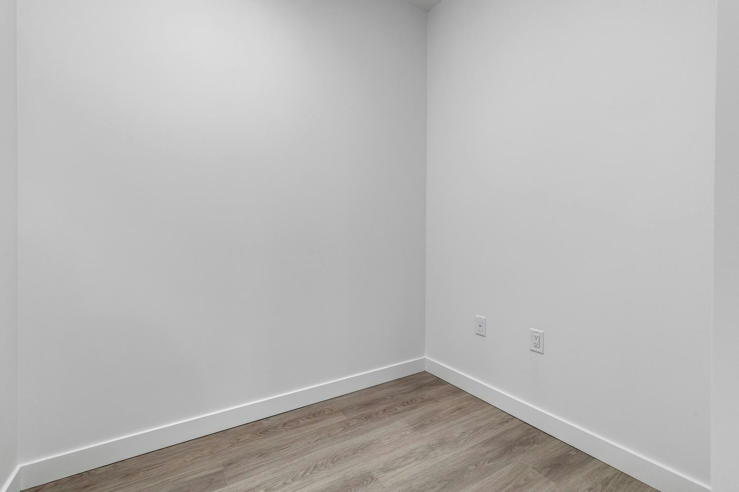 Floor plan T-3350 19 Street Southwest, Calgary, AB, T2T 6V7 - 9