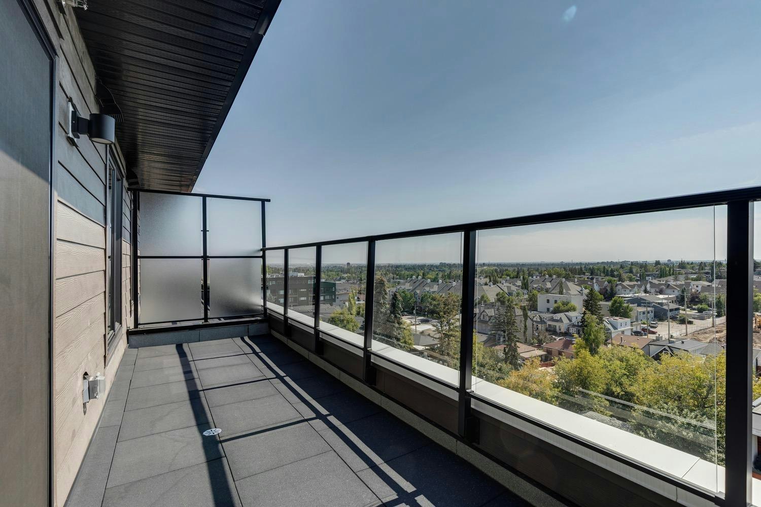 Floor plan T-3350 19 Street Southwest, Calgary, AB, T2T 6V7 - 11
