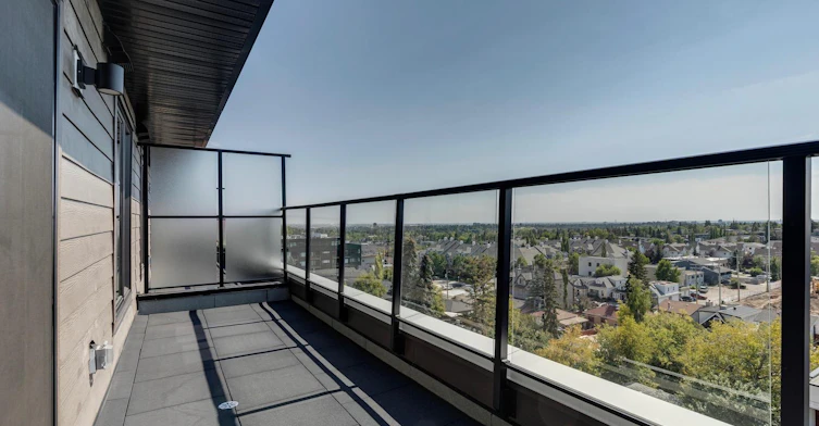 Floor plan T-3350 19 Street Southwest, Calgary, AB, T2T 6V7 - 11
