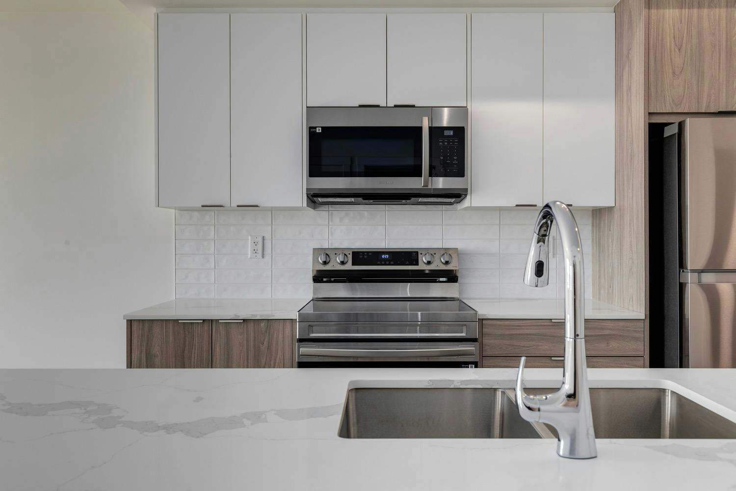 Floor plan T-3350 19 Street Southwest, Calgary, AB, T2T 6V7 - 16