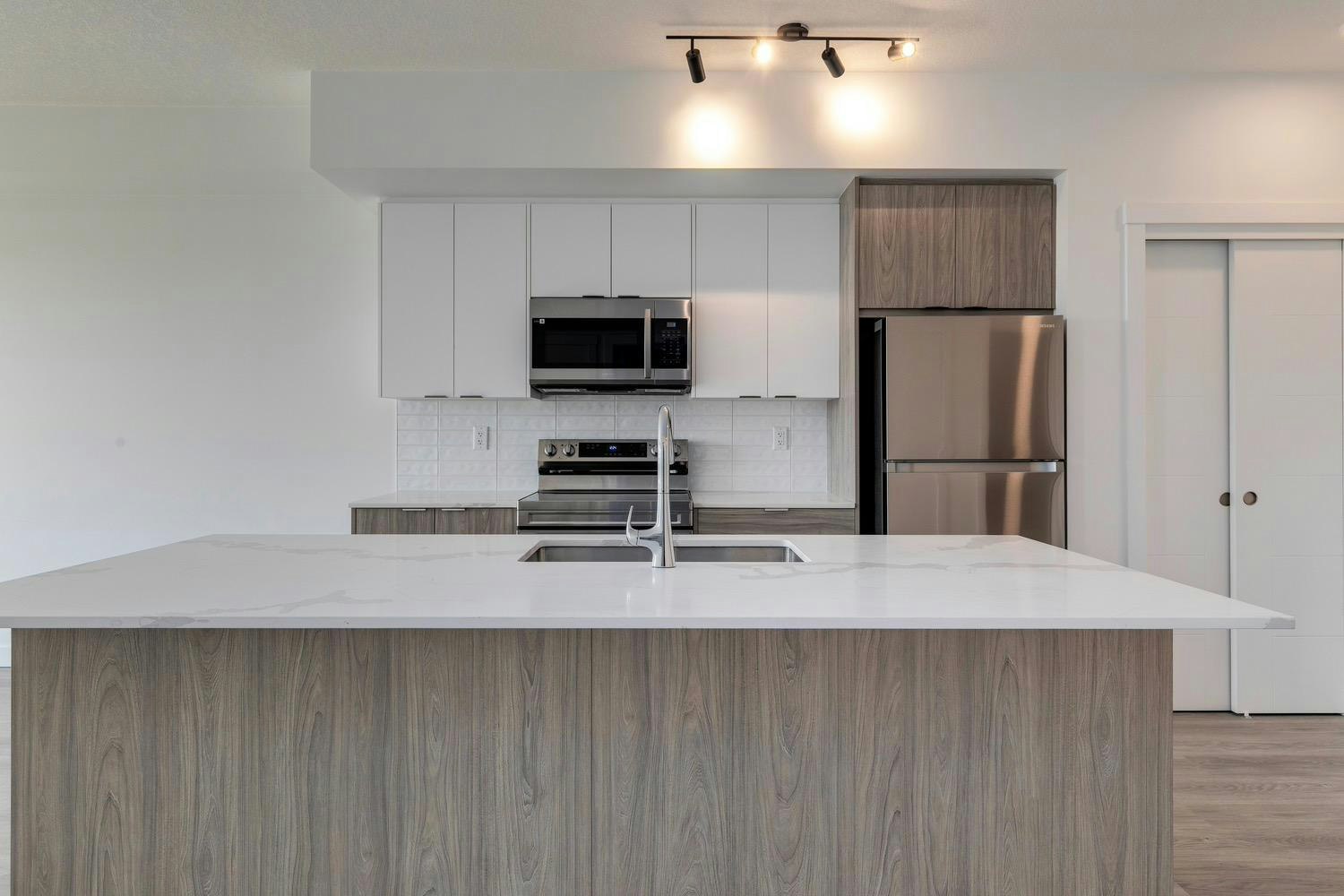 Floor plan T-3350 19 Street Southwest, Calgary, AB, T2T 6V7 - 17