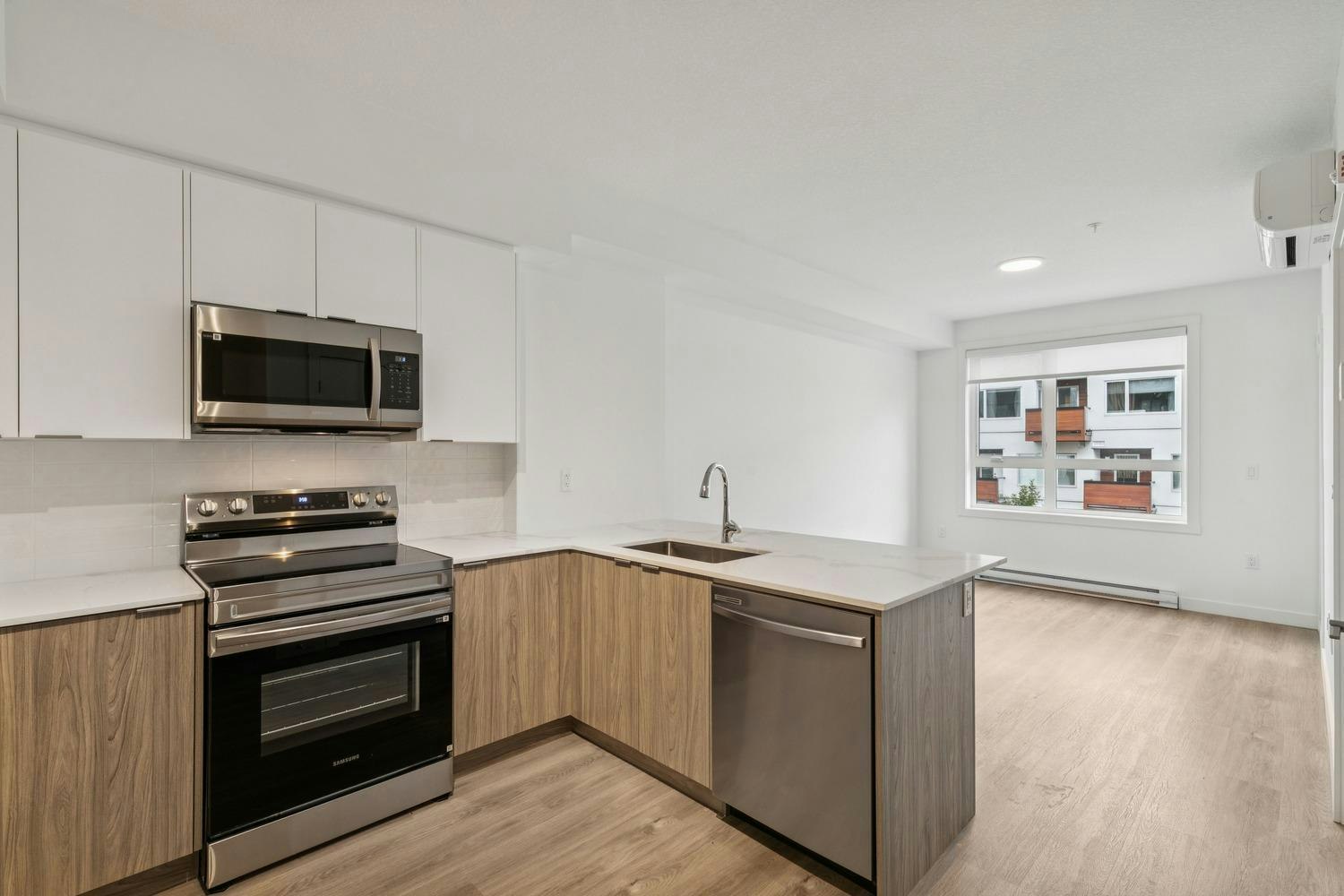 Floor plan C4-3350 19 Street Southwest, Calgary, AB, T2T 6V7 - 4