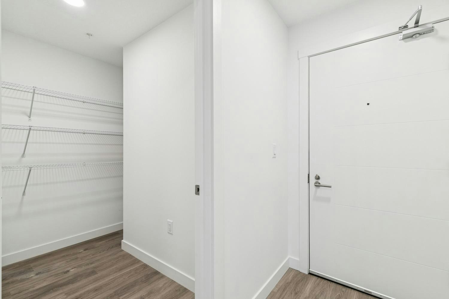 Floor plan C4-3350 19 Street Southwest, Calgary, AB, T2T 6V7