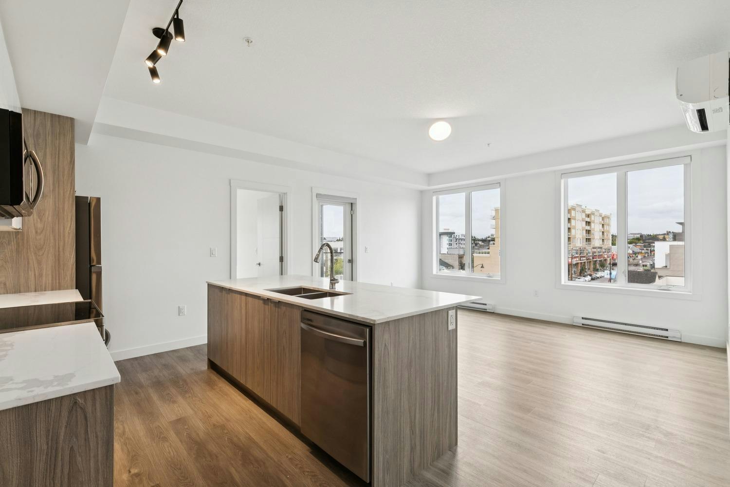 Floor plan E-3350 19 Street Southwest, Calgary, AB, T2T 6V7 - 9