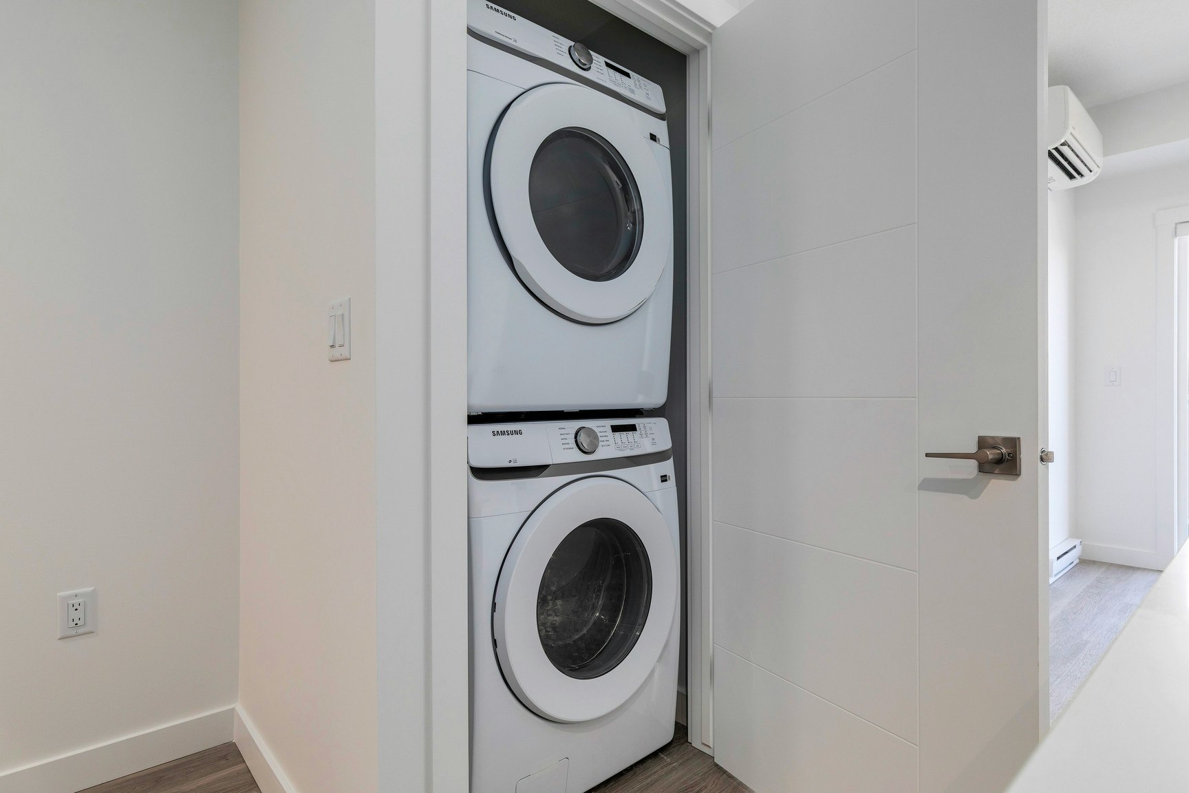 3350 19 Street Southwest, Calgary, AB, T2T 6V7 - 20