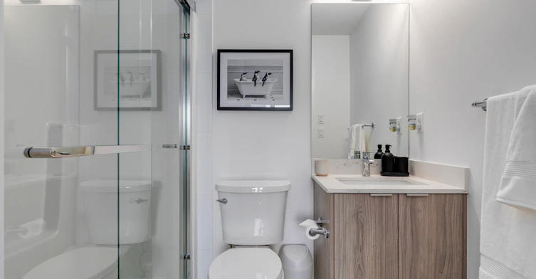 3350 19 Street Southwest, Calgary, AB, T2T 6V7 - 7