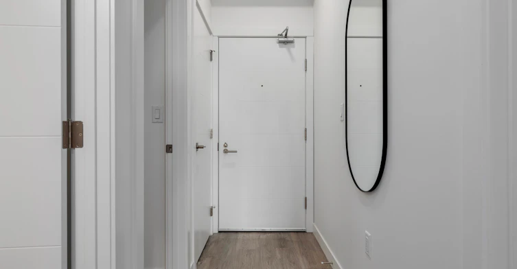 3350 19 Street Southwest, Calgary, AB, T2T 6V7 - 19