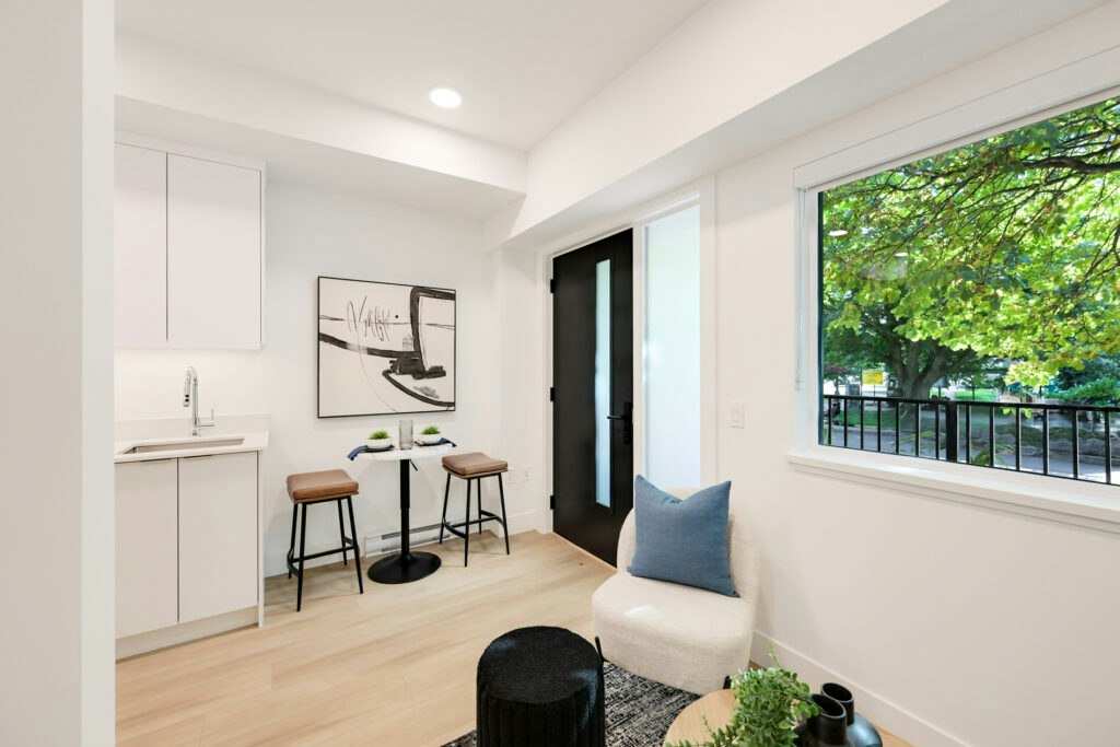 501-1124 Vancouver Street, Victoria, BC - 3