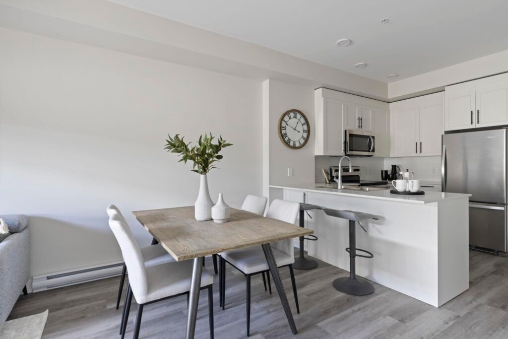 307-540 N Dougall Road, Kelowna, BC - 2