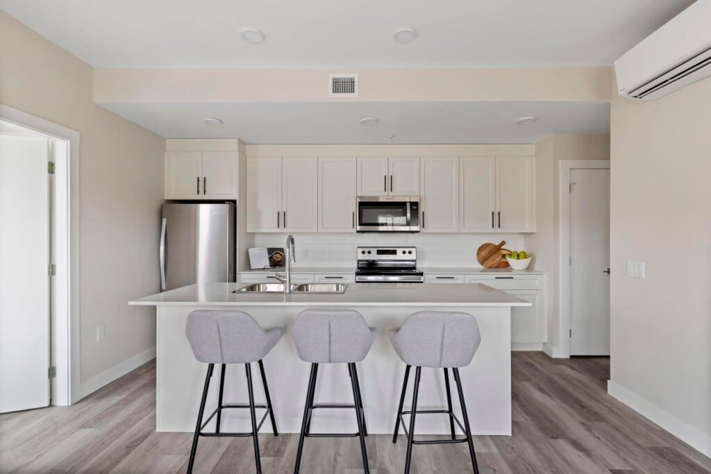 413-540 N Dougall Road, Kelowna, BC - 2