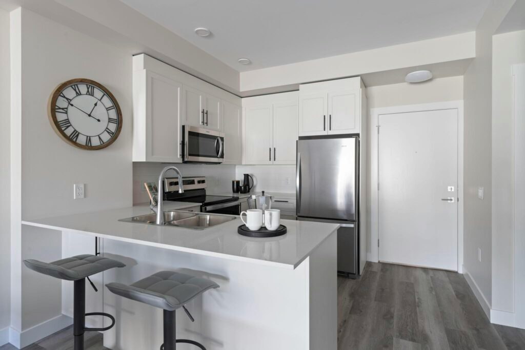 602-540 N Dougall Road, Kelowna, BC - 3