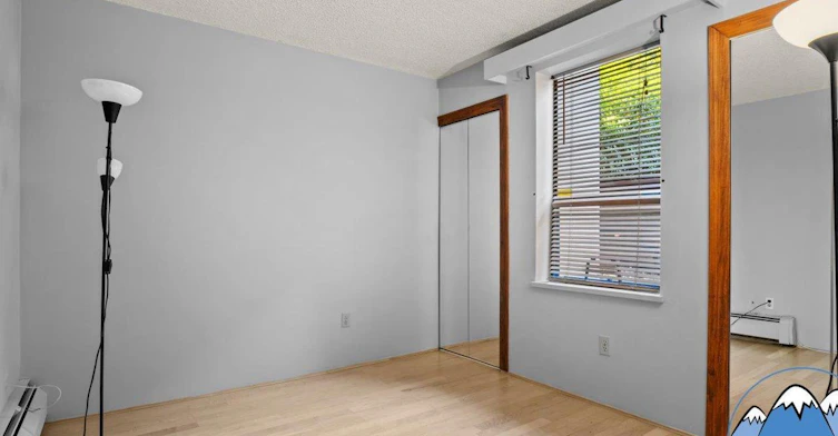 102-1945 Woodway Place, Burnaby, BC, V5B 4S4 - 13