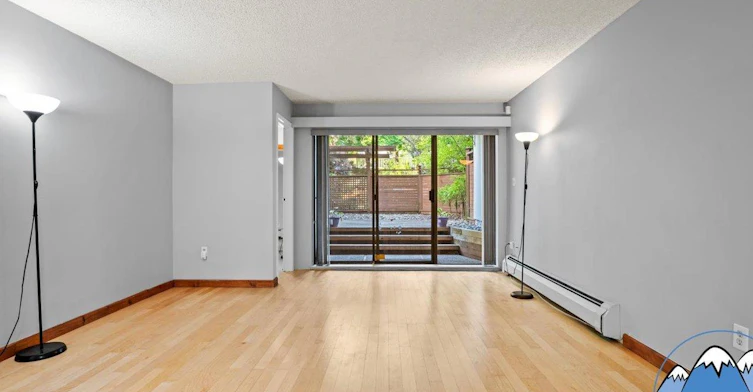 102-1945 Woodway Place, Burnaby, BC, V5B 4S4 - 10