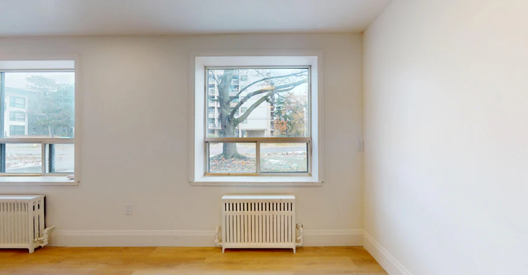 1 Marquette Avenue, Toronto, ON, M6A 1X8 - 7