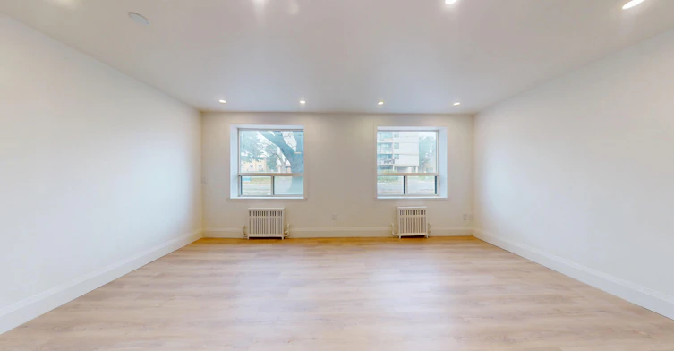 1 Marquette Avenue, Toronto, ON, M6A 1X8 - 16