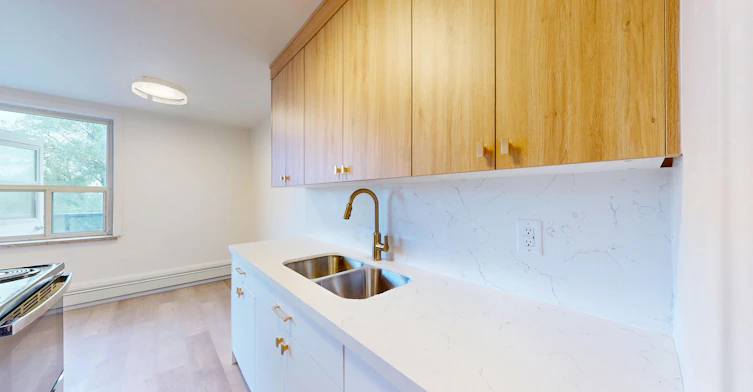 1 Marquette Avenue, Toronto, ON, M6A 1X8 - 11