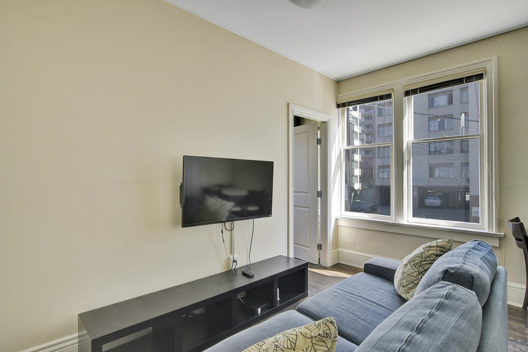 6-935 Jervis Street, Vancouver, BC, V6E 2B5 - 4