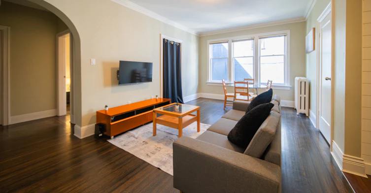 18-935 Jervis Street, Vancouver, BC, V6E 2B5 - 3