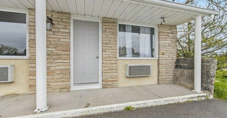2360 Princess Street, Kingston, ON, K7M 3G4 - 2