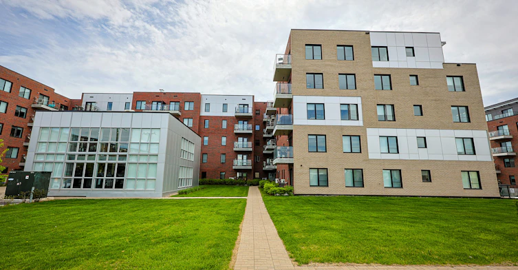 A208-815 Gagné Rue, Montréal, QC, H8P 0A4 - 62
