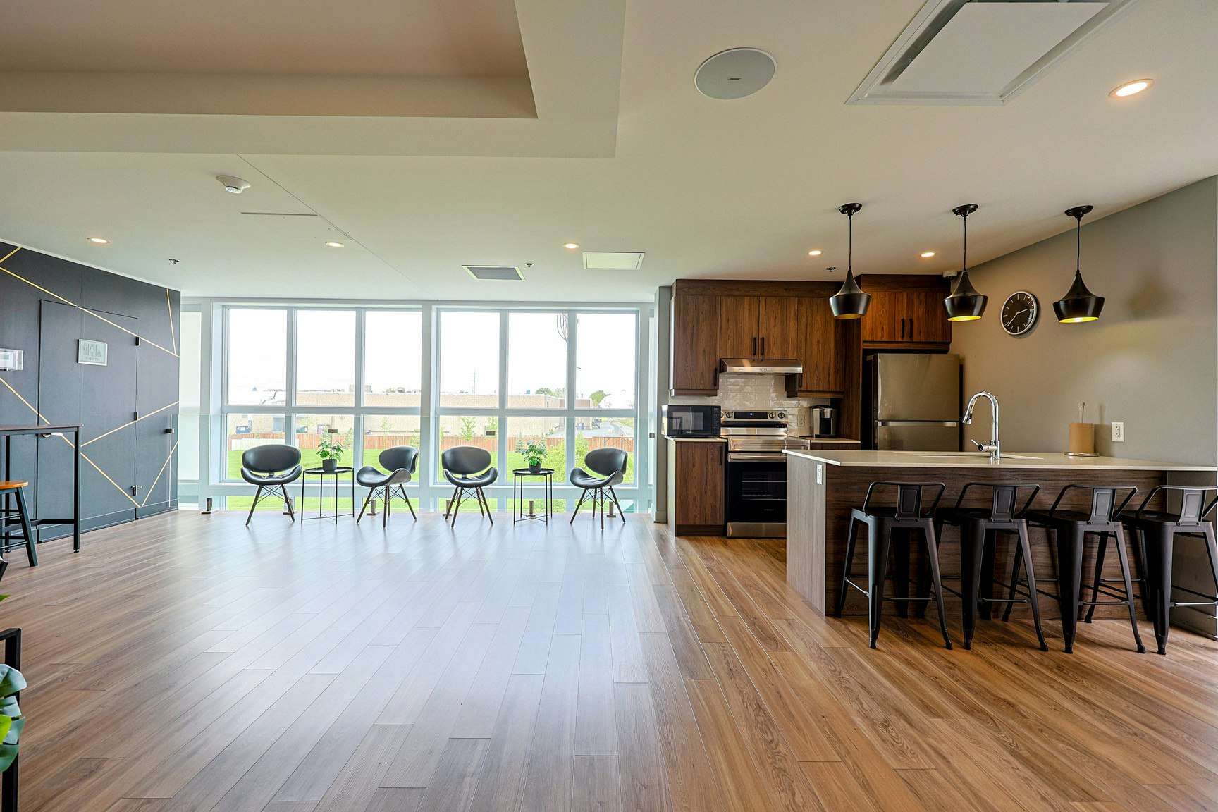 A422-815 Gagné Rue, Montréal, QC, H8P 0A4 - 68