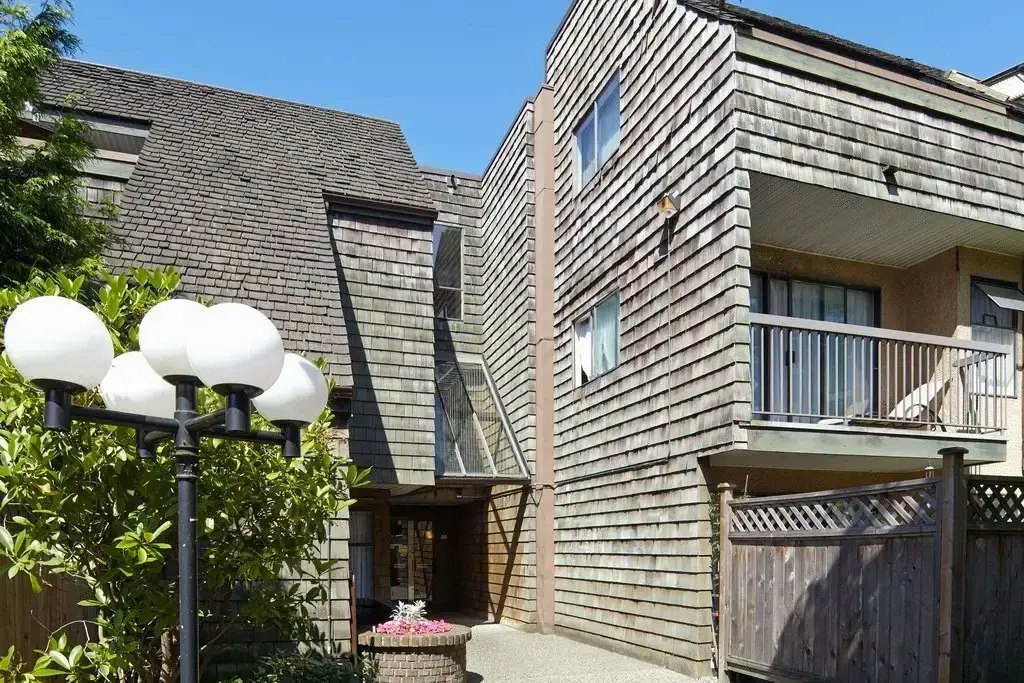 213 - 1635-1635 Martin Drive, Surrey, BC, V4A 6C9 - 5