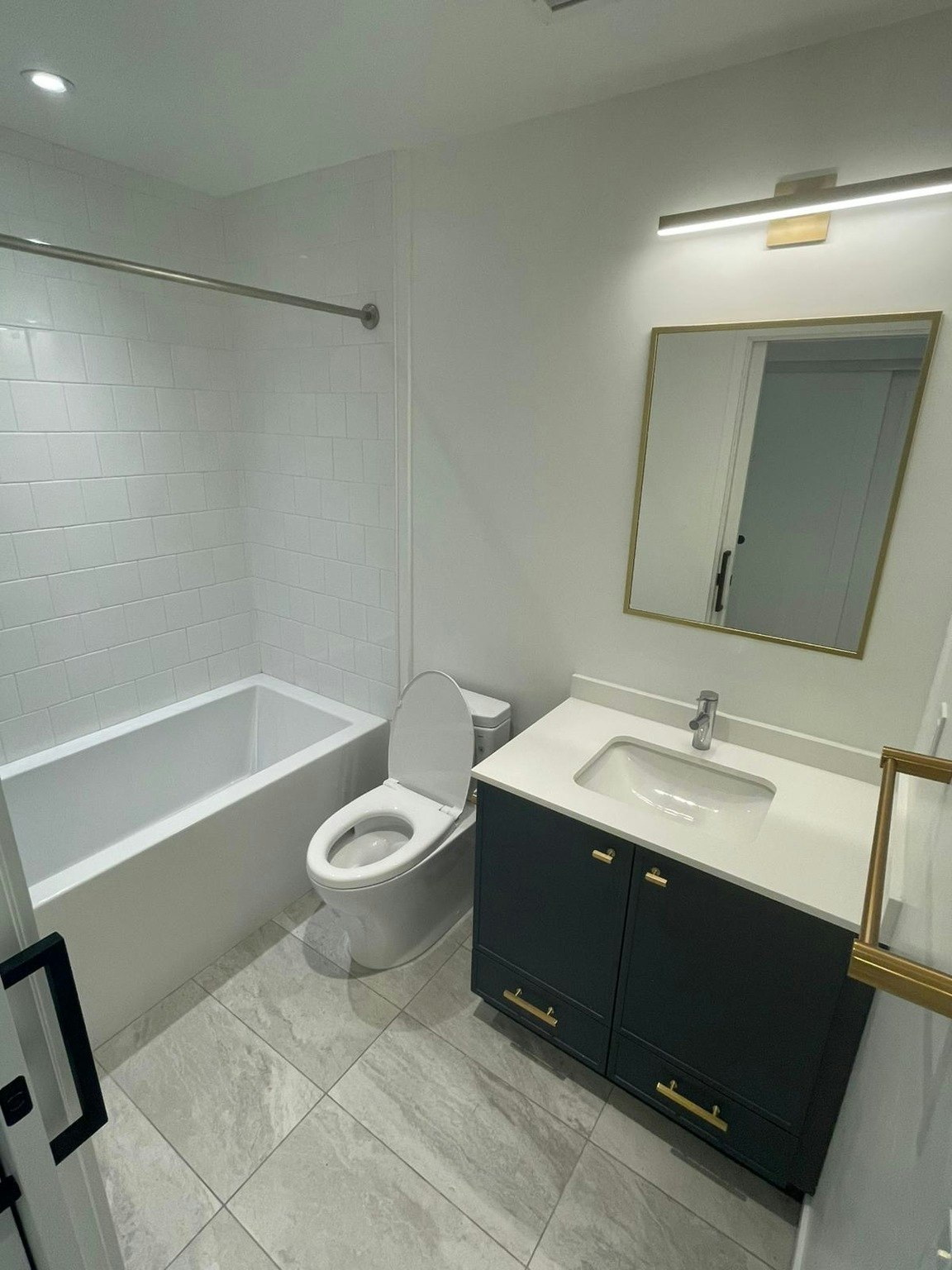 307-1807 Larch Street, Vancouver, BC, V6K 0H6 - 5