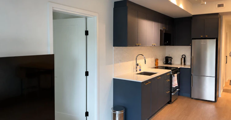 304-1807 Larch Street, Vancouver, BC, V6K 0H6 - 2