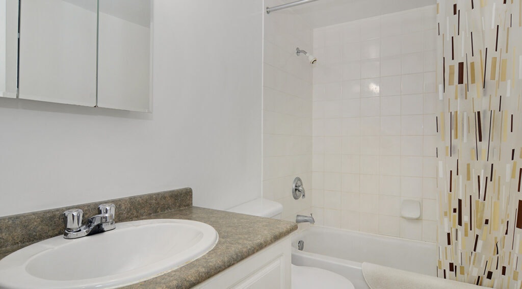 505-4639 W 10th Avenue, Vancouver, BC, V6R 2J3 - 7