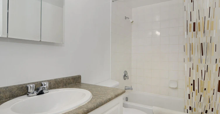 505-4639 W 10th Avenue, Vancouver, BC, V6R 2J3 - 7
