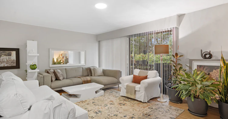 6162-4-6111 Tisdall Street, Vancouver, BC, V5Z 3M9 - 2