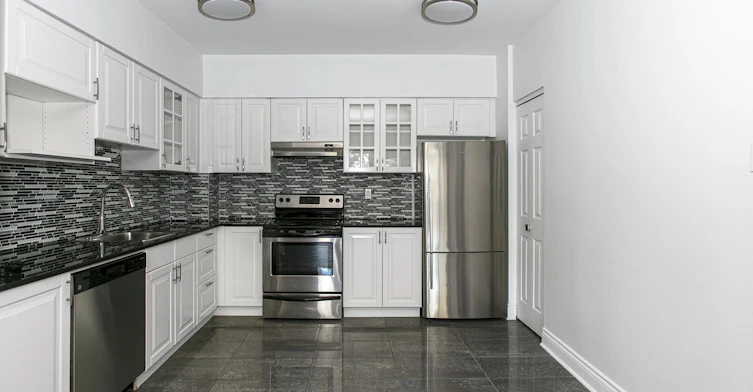 1745 Cedar Avenue, Montréal, QC, H3G 1A7 - 10