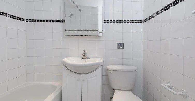 1745 Cedar Avenue, Montréal, QC, H3G 1A7 - 17