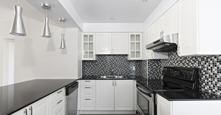 1745 Cedar Avenue, Montréal, QC, H3G 1A7