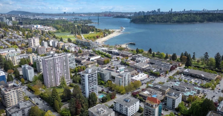 1665 Duchess Avenue, West Vancouver, BC, V7V 3R9 - 3