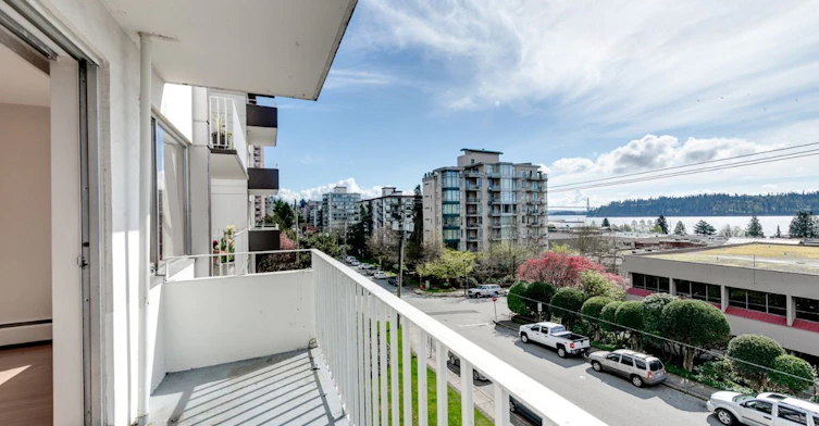 1665 Duchess Avenue, West Vancouver, BC, V7V 3R9 - 9